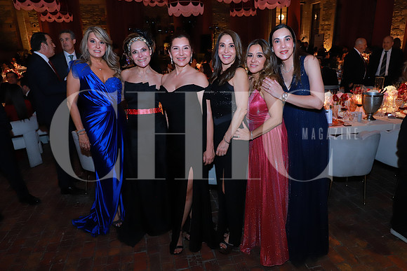 Ale Saenz, Laura Villagomez, Karla Maron, Claudia Salazar, Adriana Perez, Lorena Díaz, Maru Torres y Claudia Gonzalez 3