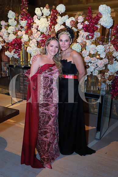 Paty Pinelo y Karla Maron 1