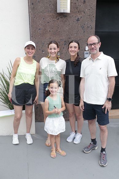 German Gasca, Ivanna Iglesias, Natalia Iglesias, Karla Iglesias e Ines Gasca 2