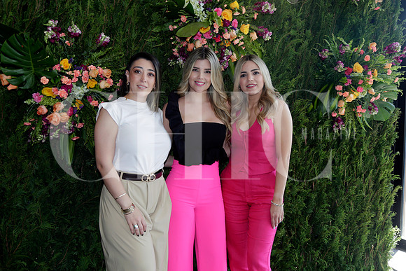 Brianda Garza, Liz Quintero y Valeria Flores (2)