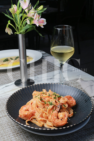 Fettuccine con camarón (2)