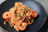 Fettuccine con camarón (3)