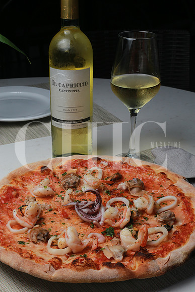 Pizza Frutti di Mare (2)