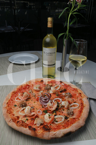 Pizza Frutti di Mare (6)
