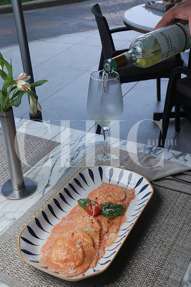 Ravioles rellenos de camaron en salsa rosa (7)