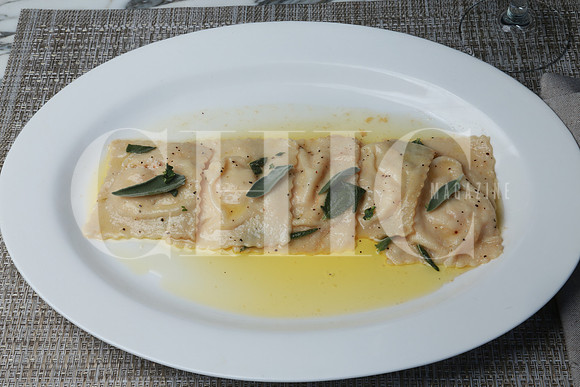 Ravioli rellenos de salmón (2)