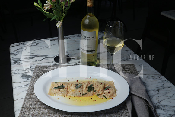 Ravioli rellenos de salmón (8)