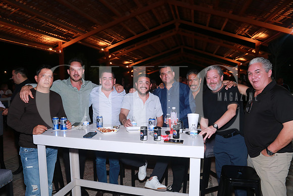 Alberto Canavati, Oscar Quintanilla, Alejandro Rodríguez, Eduardo Taméz, Francisco Fernández, Mico Lozano, Juan Nuñez y Héctor Benavides (2)
