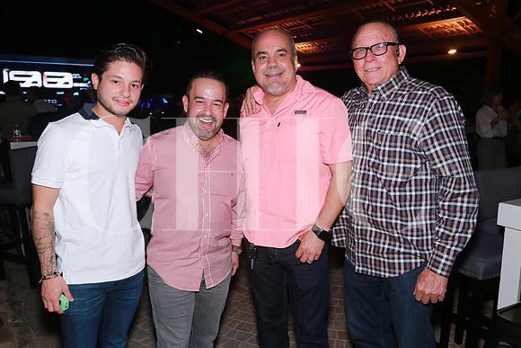 Alex González, Alejandro González, Hugo Salazar y Abraham Kuri (2)