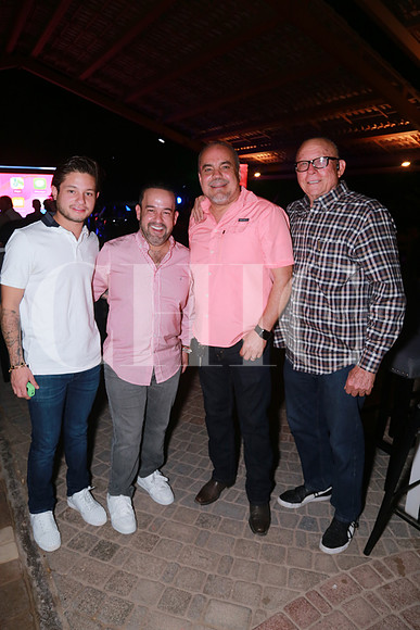 Alex González, Alejandro González, Hugo Salazar y Abraham Kuri (4)