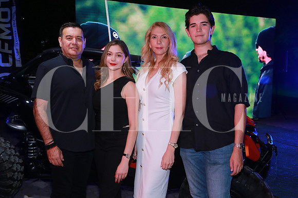 Heriberto Cardona, Romina Cardona, Lorena Rodríguez y Nicolás Cardona