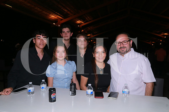 Rodrigo Martínez, Nicolás Cardona, Renata Garza, Ada Sánchez, Jorge Garza y Alejandro Garza