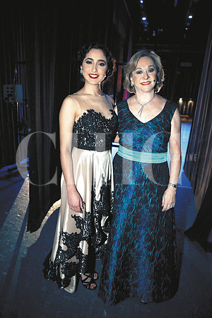 Carolina Elizondo y Verónica Ortiz de Elizondo