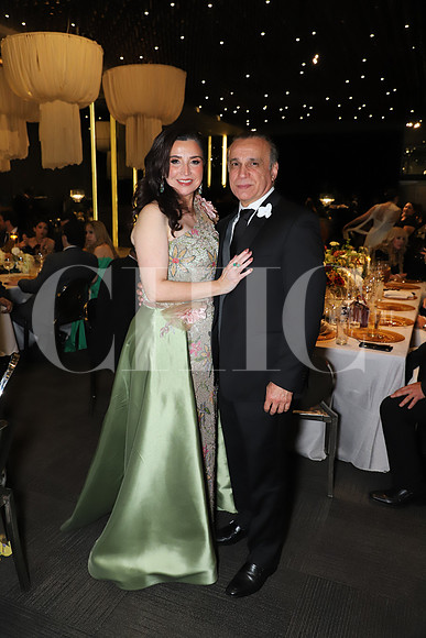 Carmen Guajardo de Treviño y Abelardo Treviño ( Papás Novia) 1