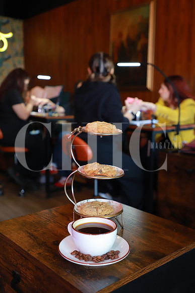 Barok Coffee Nails 2