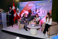 Annabelle Larouche, Natalia Gaytán y Tatiana Flores (2)