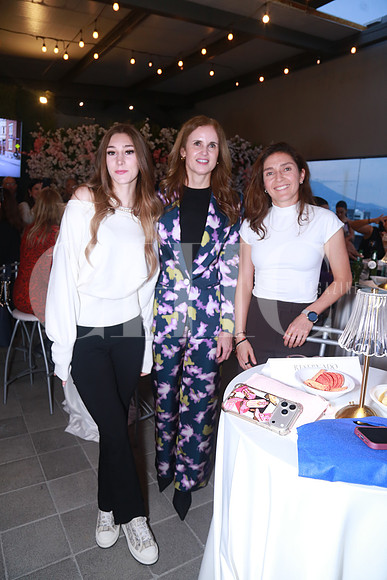 Tatiana Flores, Annabelle Larouche y Natalia Gaytán (3)