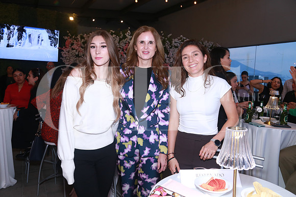 Tatiana Flores, Annabelle Larouche y Natalia Gaytán