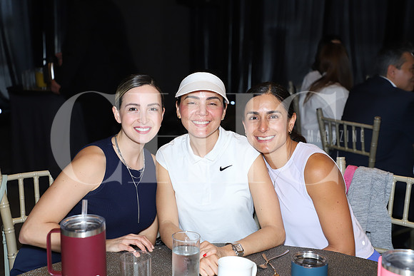 Melisa González, Myrna Gacino y Erika Flores 1