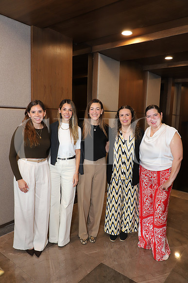 Ana Lucia Cuevas, Andrea Monarres, Pilar Cortes, Angeles Morales e Irma Peralta 1