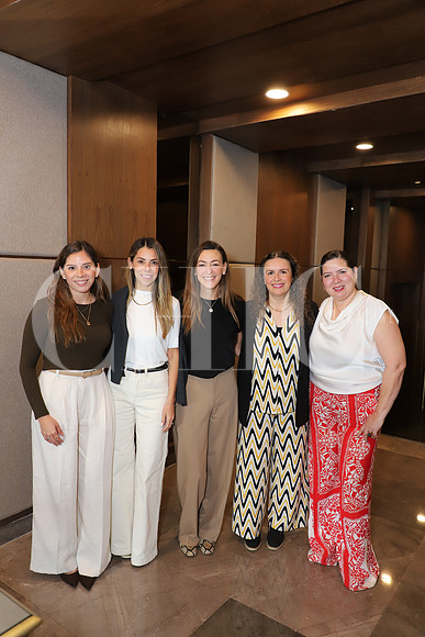 Ana Lucia Cuevas, Andrea Monarres, Pilar Cortes, Angeles Morales e Irma Peralta 2