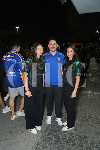 Roberta Tijerina, Oliverio Tijerina y Cecy Tijerina 1