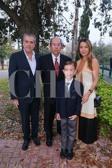 Fernando Cordero, Hugo Yañez, Cynthia Yañez y Fernando Cordero