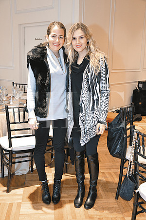 Lucía Garza y Montse Garza