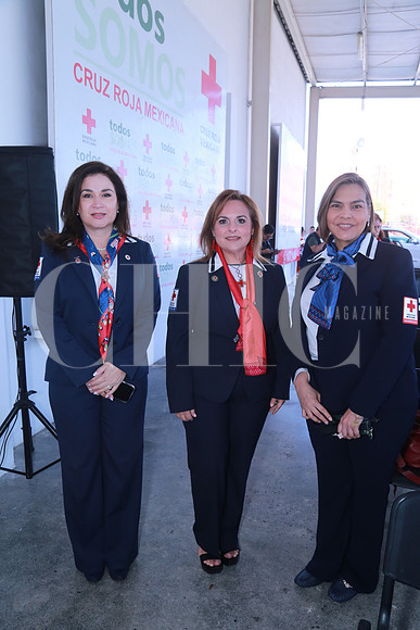 Bárbara Barceló de Nader, Claudia González de Romero y Liliana Campos (2)