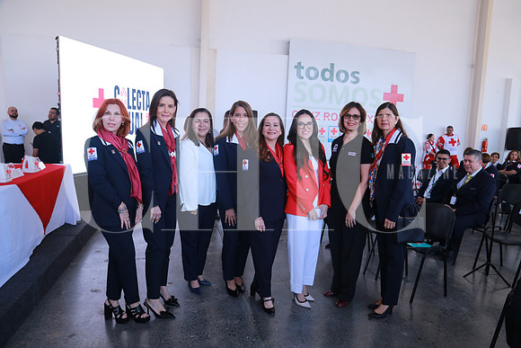 Laura Barrera, Mónica Martínez De de La Garza, Gloria Bazan, Alejandra Gutíerrez, Alejandra Carranza, Vianey Zambrano, Claudia Rendón y Catalina Carrrillo (3)