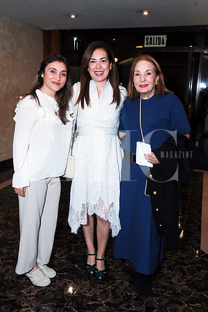 Dulce Reyes de Sotomayor, Sofia Siller de Sotomayor y Blanca Melo de Sotomayor