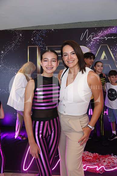 Karla de la Huerta y Regina Ruiz 0