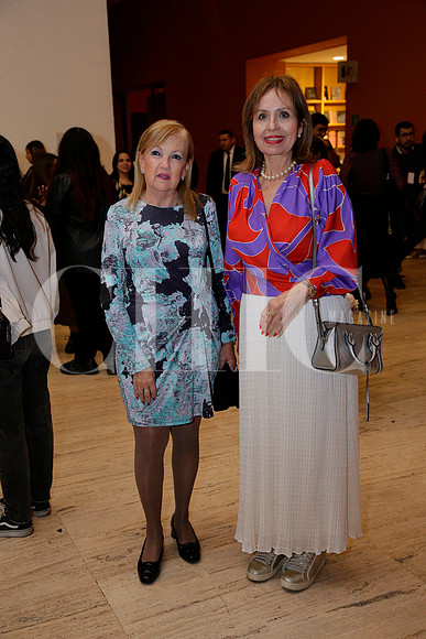 Delia Salinas y Laura Williamson 2