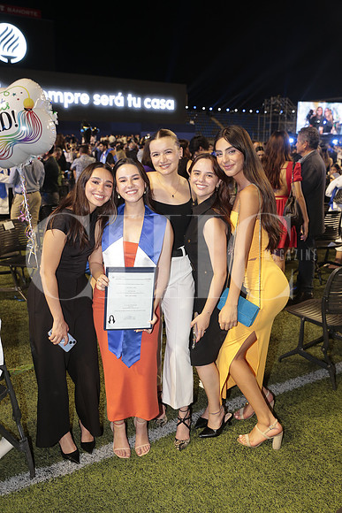 Ana Victoria Chapa, Astrid Saldivar, Sandra Romo, Andrea Diaz y Sabrina Rocha 4