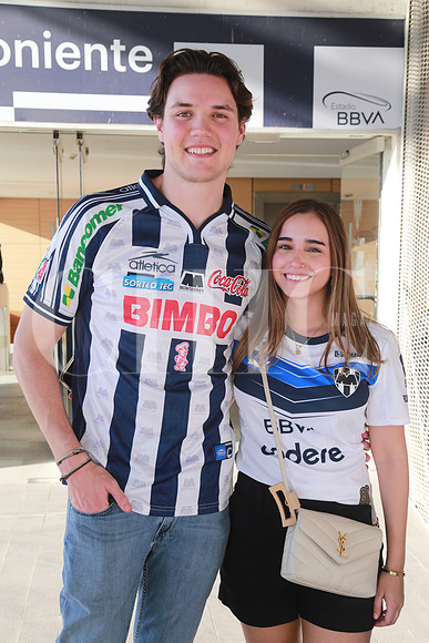 José Treviño y Mirela Rossi