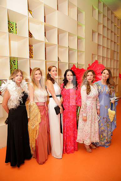 Susy Altamirano, Malele Rodríguez, Patricia Fernandez, Dora Martínez, Yolanda Ayala y Fernanda Treviño 9