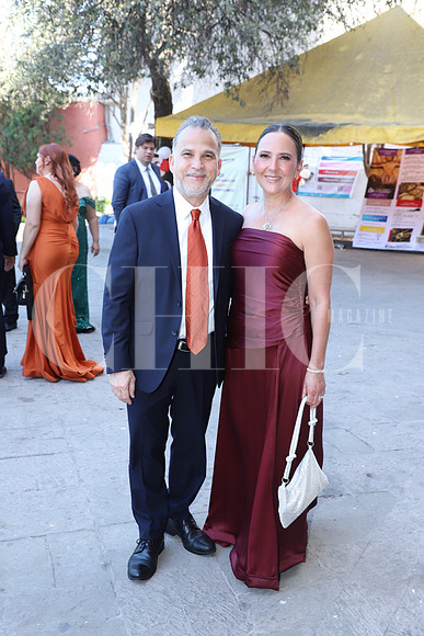 Verónica Díaz de Garza y Juan Carlos Garza T1