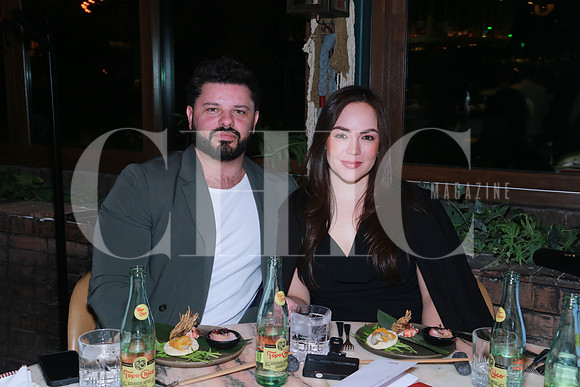 Luis Guerra y Valeria Sosa
