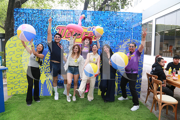 (ganadores de Atun Dolores) Darian Almaraz, Uriel Toriz, Karen Guevara, Angie Bermea Andrea López y Valeria Aguilar y Jorge Amaya (4)