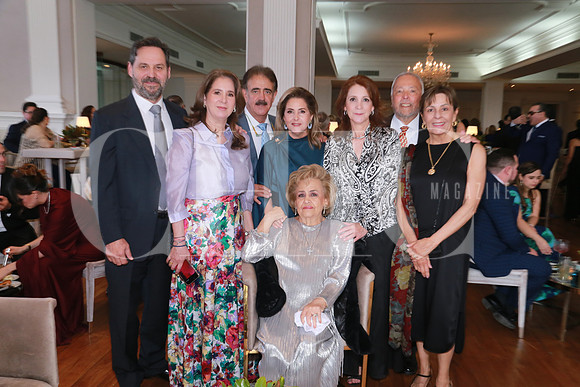 Pablo De Los Santos, Luisa De los Santos, Toño Morales, Carmén Fernández, Olinda Fernández, Carmen Rodríguez de Fernández, Arturo Acosta y Angelica de Acosta (3)
