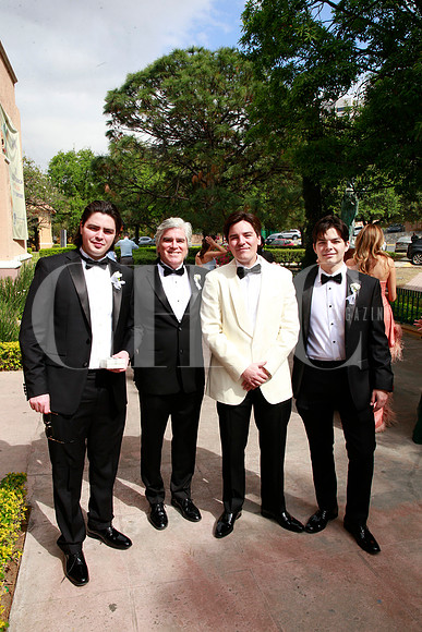 Luca Bezada, Martin Bezada, Nico Bezada y Yanni Bezada 2