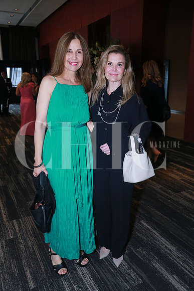 Mary Carmen Garza y Cecilia Flores (2)
