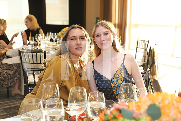 María Chapa y Alida Balli 0