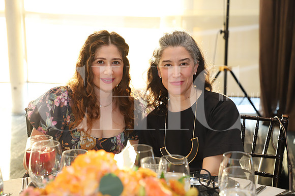 Paula Balli y Gloria Cardenas 0