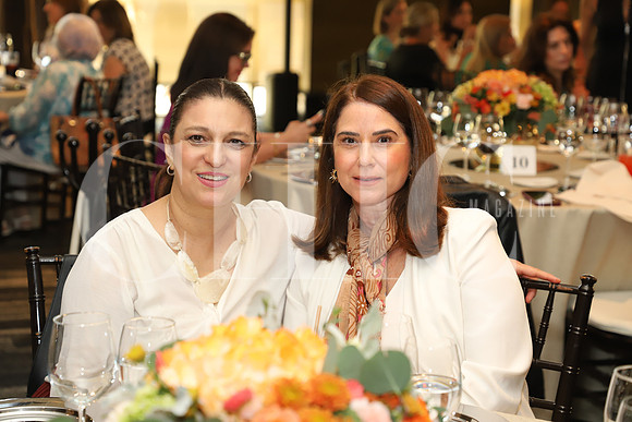 Morena de la Garza y Gaby Villarreal 1