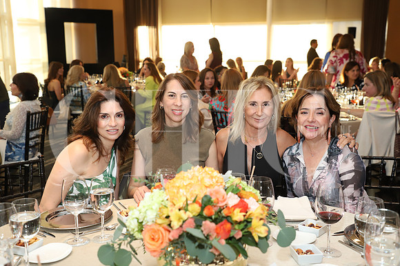 Rocio Pérez, Lilia García, Teresita Macario y Adriana Gauna 0