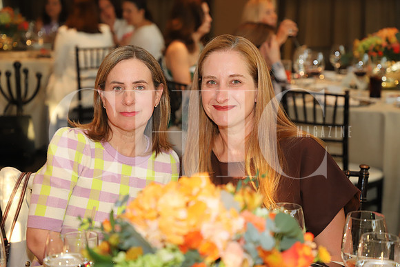 Teresa Lobeira y Alejandra Barrera 1
