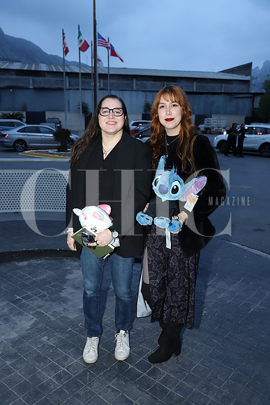 Alejandra Salazar y Marite Salazar