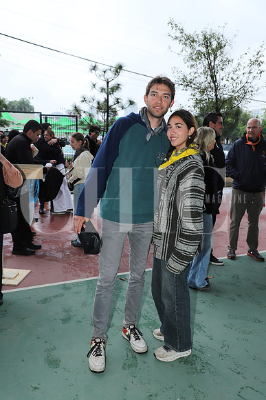 Eduardo Fabre y Natalia Mejia 0