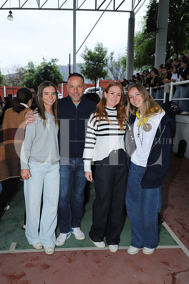Gretel Robles, Fernando Robles, Alejandra Treviño y Raquel Robles 0